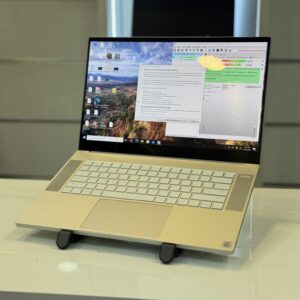 خرید لپ تاپ Razer Blade 15 Studio استوک